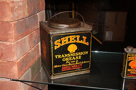 SHELL TRANSMISSION GREASE - click to enlarge